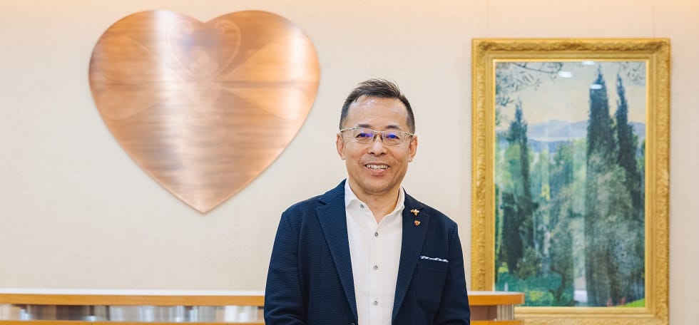 株式会社山田養蜂場 代表取締役社長 山田英生
