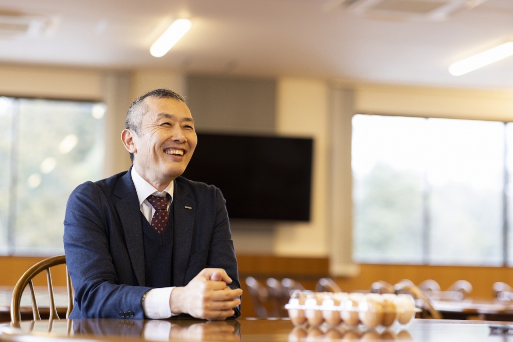 共和機械株式会社での仕事ややりがいについて語る友末社長