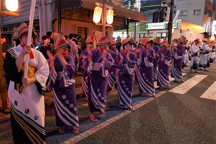 備中たかはし松山踊り「びしん連」