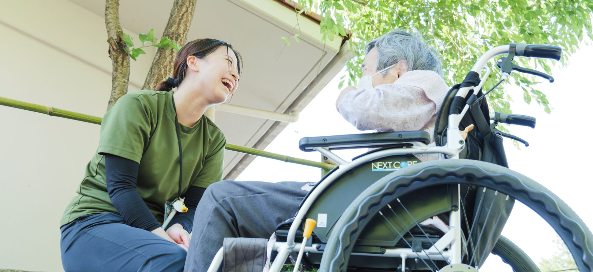 介護士